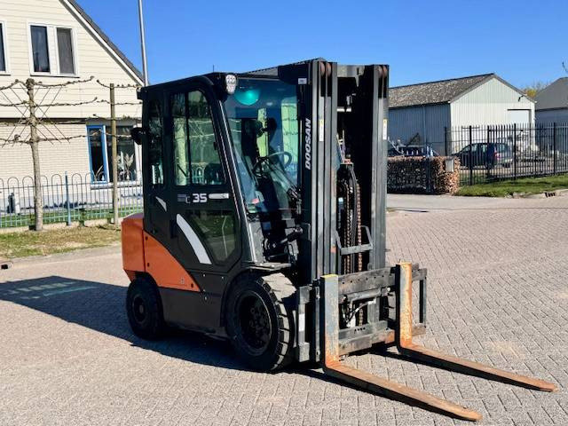 Doosan D35c Pro-7 - Diesel forklift: picture 4 Doosan D35c Pro-7 - Diesel forklift: picture 4