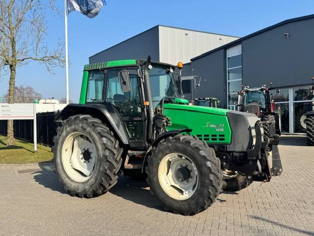 Valtra 6650 Hitech, FH+PTO, 8265 uur! - Farm tractor: picture 2 Valtra 6650 Hitech, FH+PTO, 8265 uur! - Farm tractor: picture 2