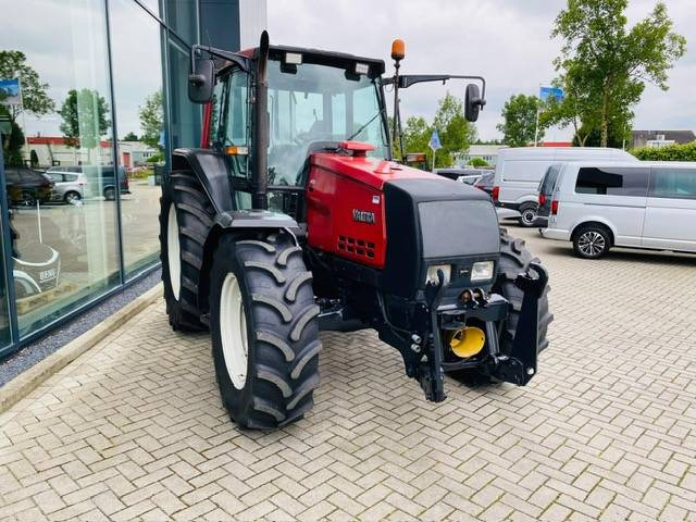 Farm tractor Valtra 6850 Hitech Fronthef+PTO, Airco: picture 15