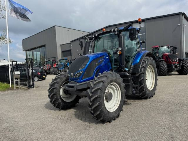 Valtra N134 Versu Smart Touch, GPS - Farm tractor: picture 5 Valtra N134 Versu Smart Touch, GPS - Farm tractor: picture 5
