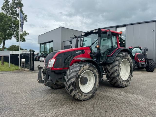 Valtra T193 Hitech TWINTRAC 5900 uur! - Farm tractor: picture 1 Valtra T193 Hitech TWINTRAC 5900 uur! - Farm tractor: picture 1