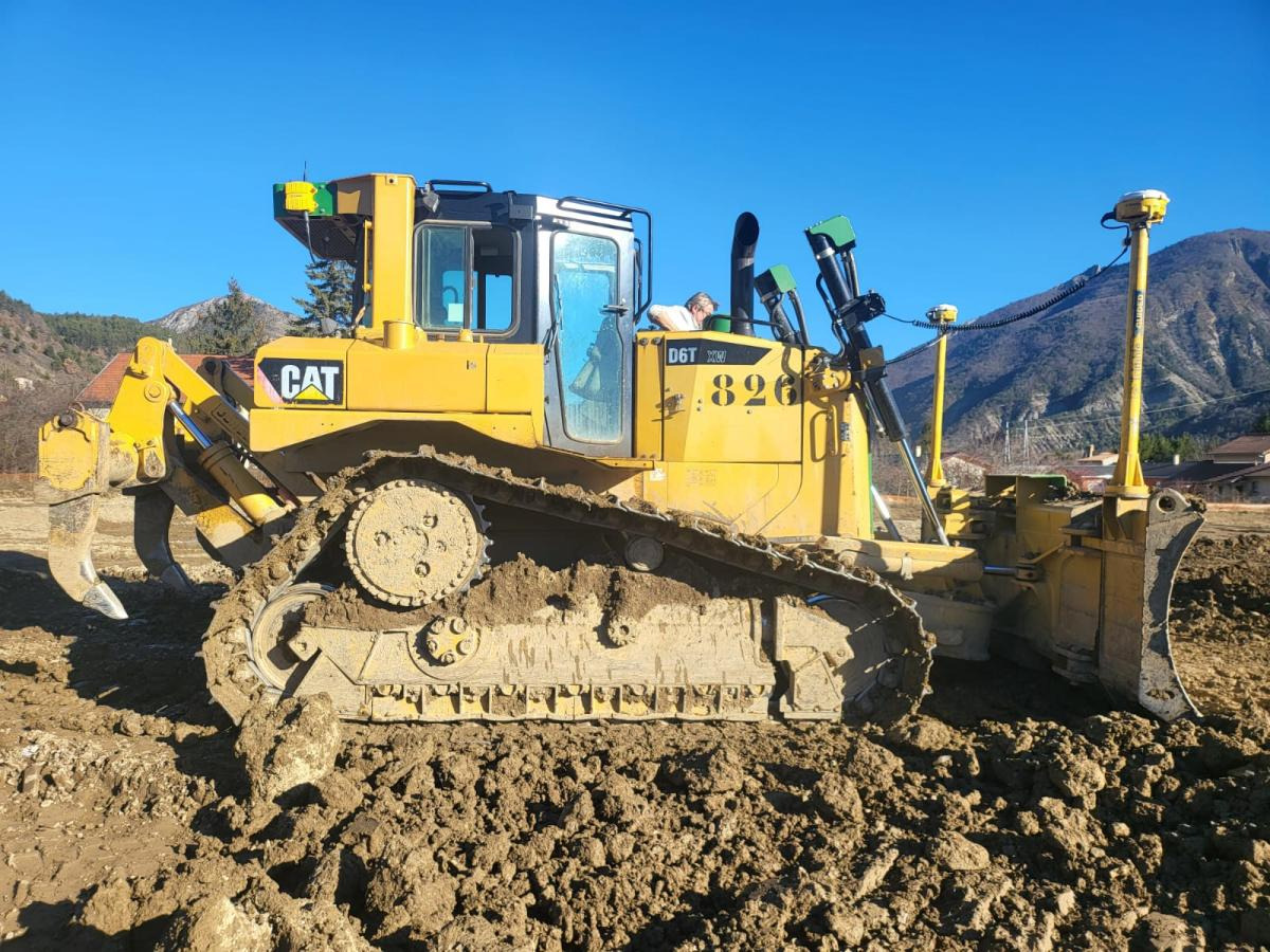 Caterpillar D6T - Bulldozer: picture 2 Caterpillar D6T - Bulldozer: picture 2