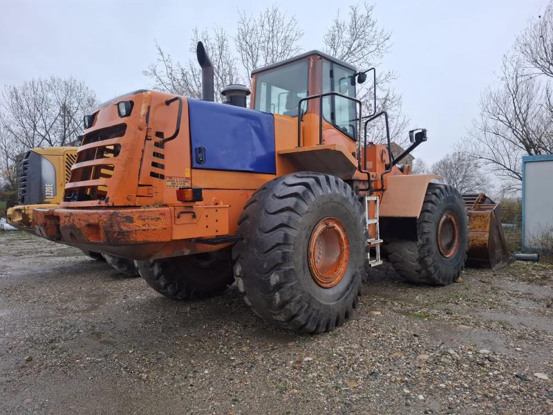 Hitachi W270 - Wheel loader: picture 3 Hitachi W270 - Wheel loader: picture 3