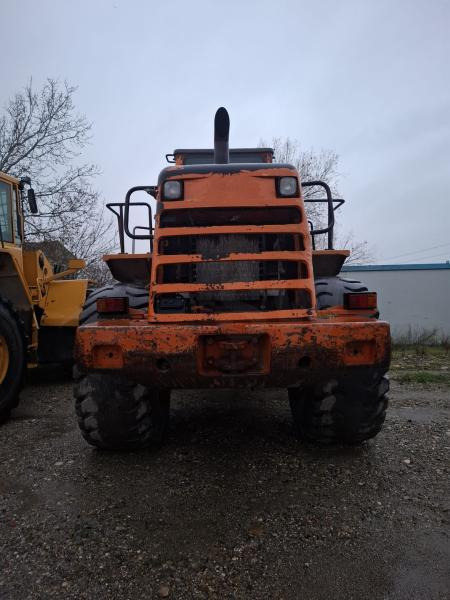 Hitachi W270 - Wheel loader: picture 4 Hitachi W270 - Wheel loader: picture 4