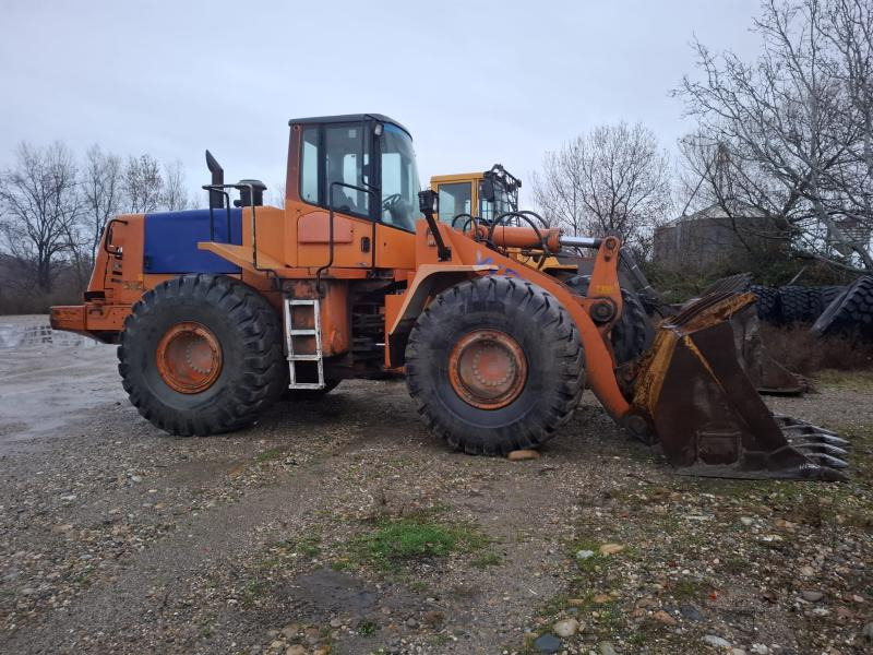 Hitachi W270 - Wheel loader: picture 2 Hitachi W270 - Wheel loader: picture 2