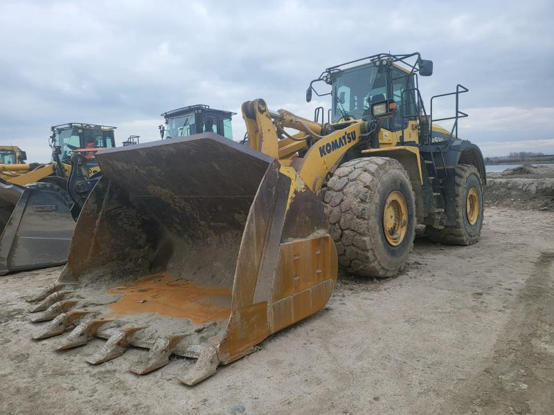 Komatsu WA500-7 - Wheel loader: picture 4 Komatsu WA500-7 - Wheel loader: picture 4