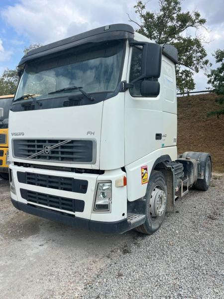 Volvo FH 440 - Tractor unit: picture 1 Volvo FH 440 - Tractor unit: picture 1