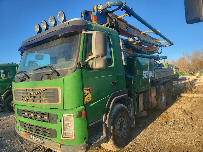 Volvo FM 380 - Concrete pump truck: picture 4 Volvo FM 380 - Concrete pump truck: picture 4