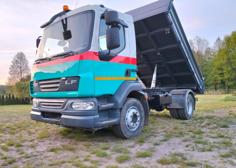 DAF LF 55.220 - Tipper: picture 1 DAF LF 55.220 - Tipper: picture 1