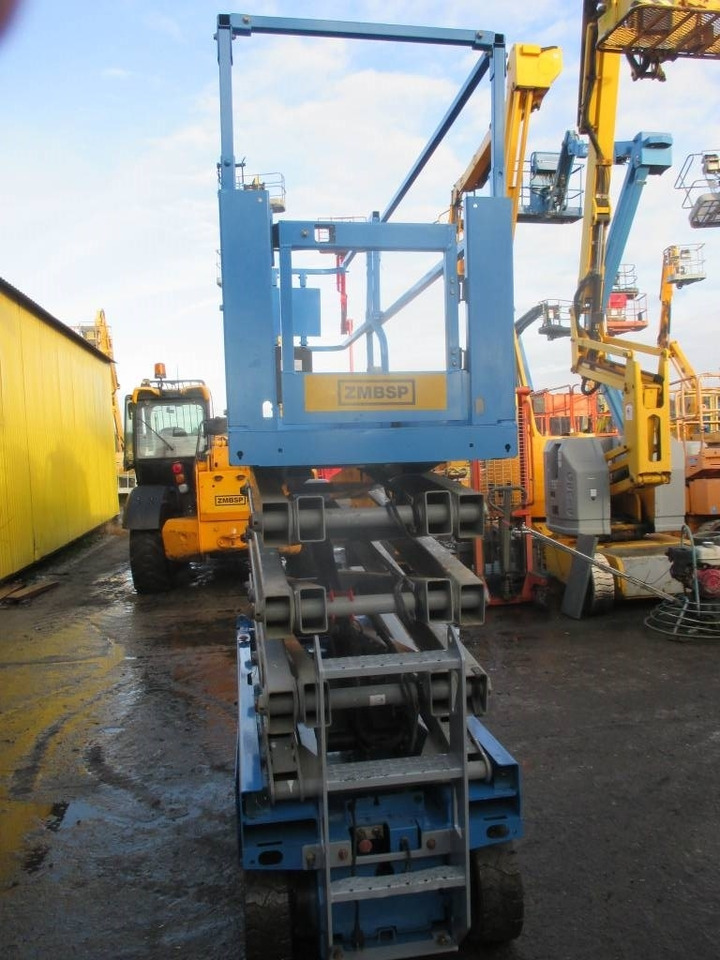 Genie GS 2632 - Scissor lift: picture 3 Genie GS 2632 - Scissor lift: picture 3