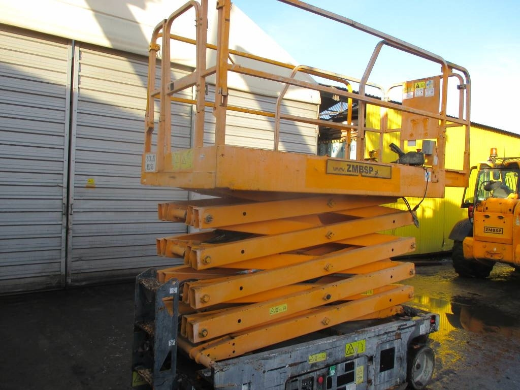 Genie GS 3246 - Scissor lift: picture 2 Genie GS 3246 - Scissor lift: picture 2