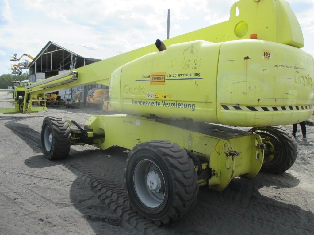Telescopic boom Genie S 105: picture 7