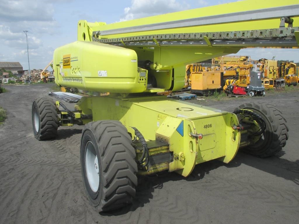Telescopic boom Genie S 105: picture 14