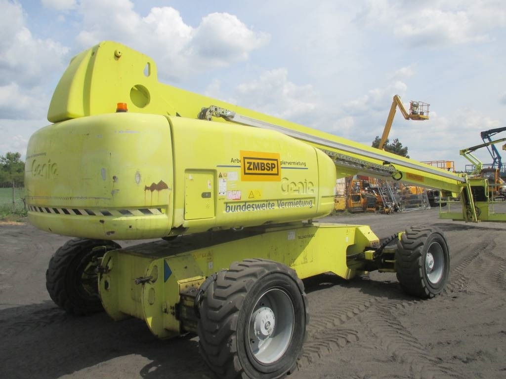 Telescopic boom Genie S 105: picture 5