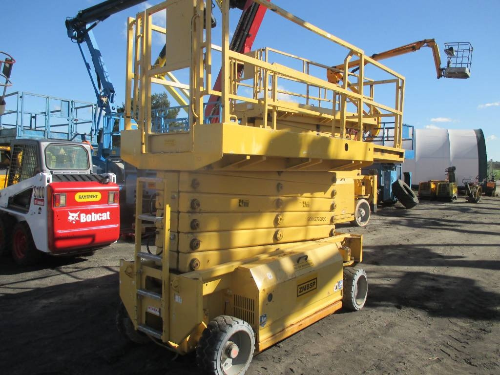 HAB S142-12E2WD - Scissor lift: picture 3 HAB S142-12E2WD - Scissor lift: picture 3