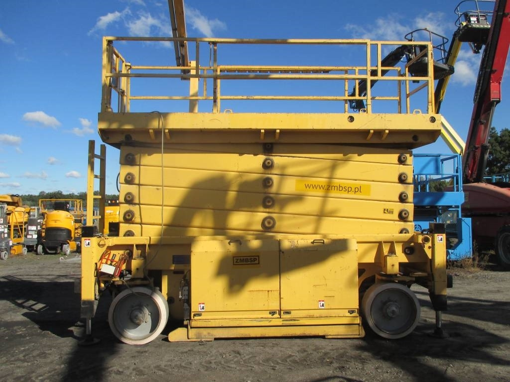 HAB S225-12E4WD - Scissor lift: picture 2 HAB S225-12E4WD - Scissor lift: picture 2