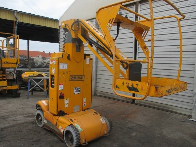 Haulotte Star 10 - Vertical mast lift: picture 4 Haulotte Star 10 - Vertical mast lift: picture 4