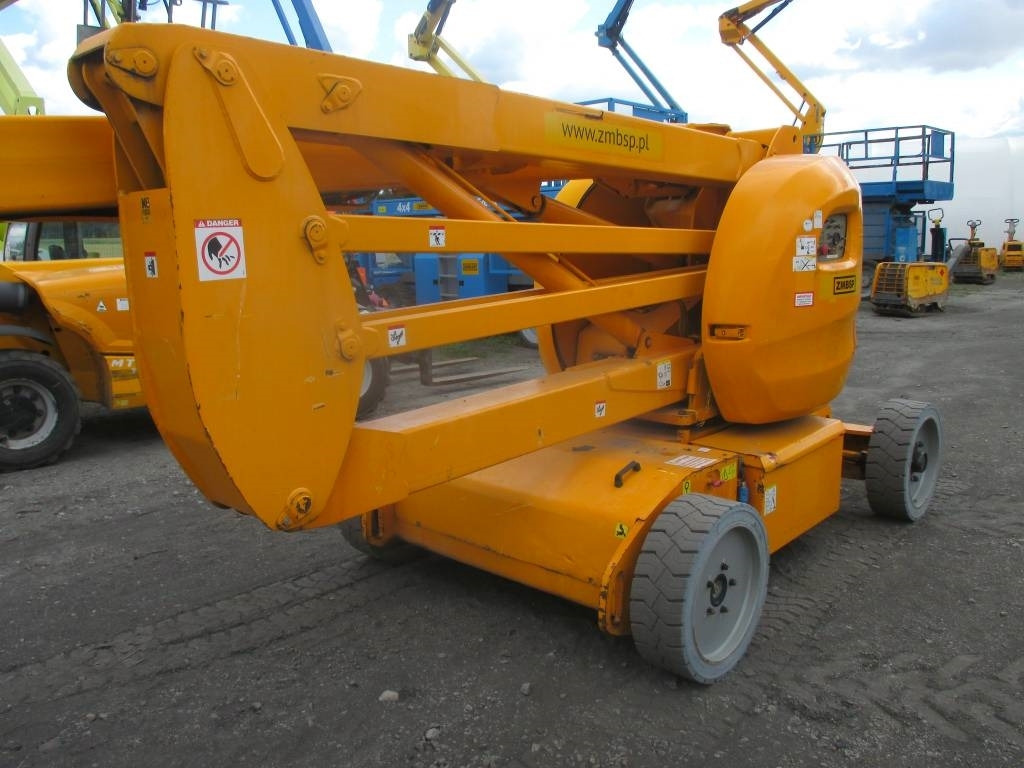 Manitou 170 AETJL - Articulated boom: picture 3 Manitou 170 AETJL - Articulated boom: picture 3