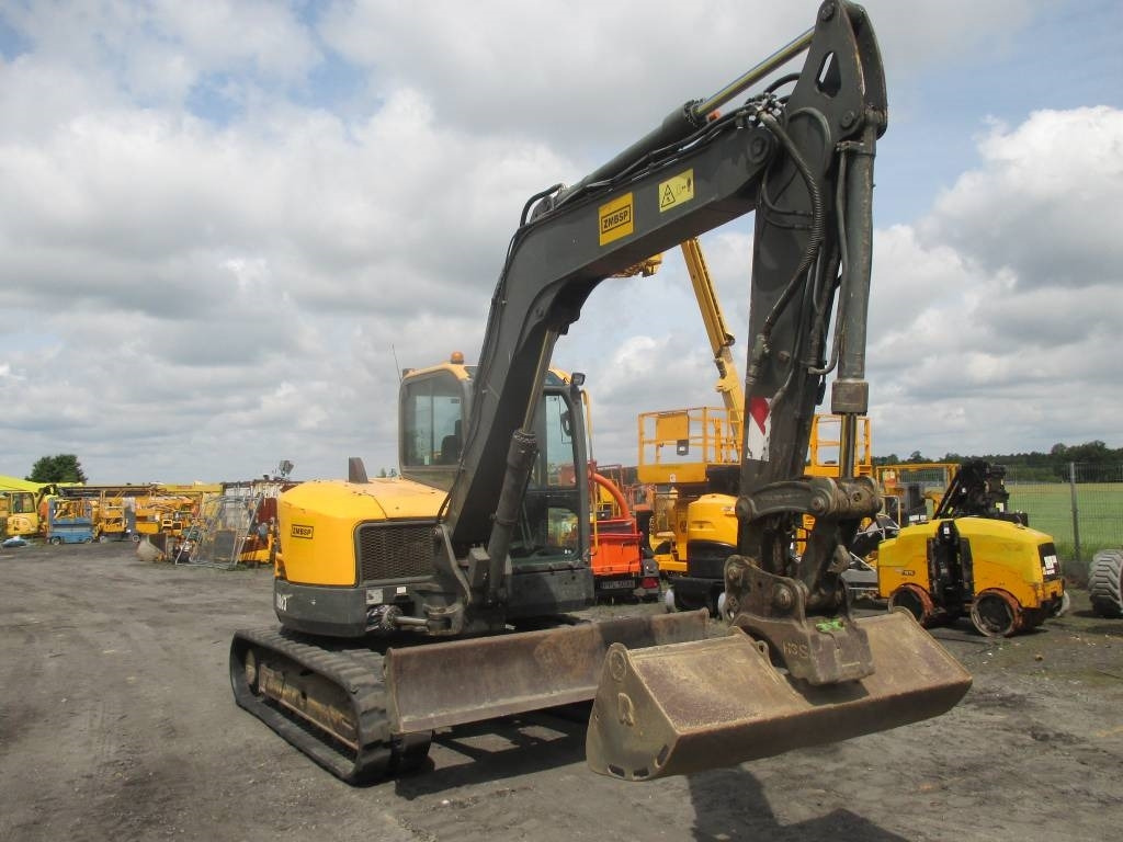Mini excavator Volvo ECR 88 D: picture 10