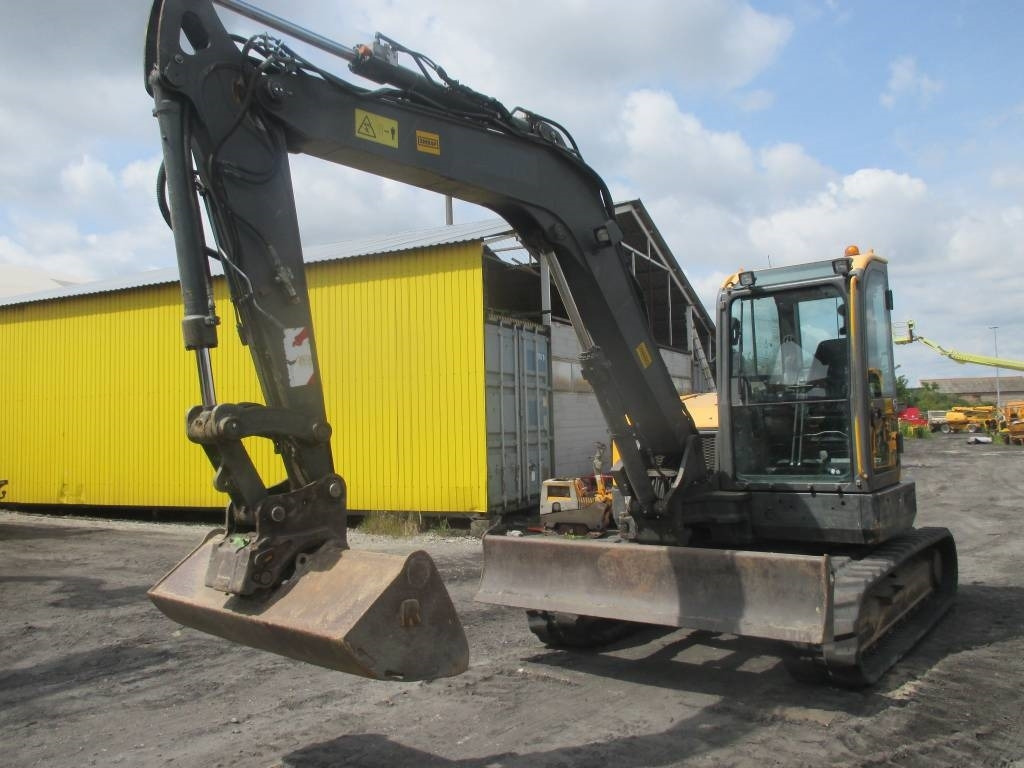 Mini excavator Volvo ECR 88 D: picture 8
