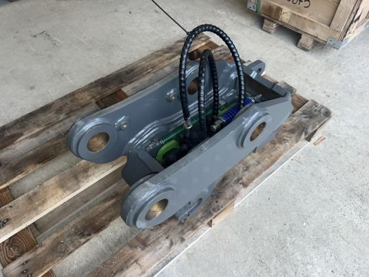 Attache rapide hydraulique QC50H pour pelle de 6T à 10T - Quick coupler: picture 2 Attache rapide hydraulique QC50H pour pelle de 6T à 10T - Quick coupler: picture 2