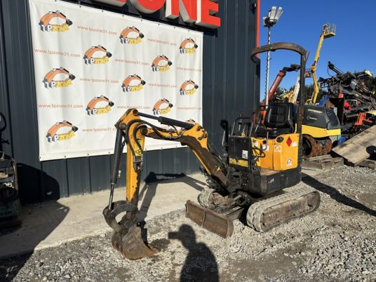 Mini excavator Bobcat E08 à 9 900 € HT: picture 14