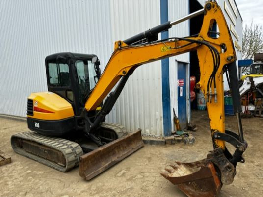 Mini excavator Bobcat E50: picture 9