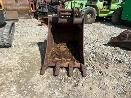 Godet 80 cms - axe 65 - Bucket: picture 2 Godet 80 cms - axe 65 - Bucket: picture 2