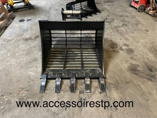 Godet squelette pour 3T à 7T - ms03 - Sorting bucket for Construction machinery: picture 1 Godet squelette pour 3T à 7T - ms03 - Sorting bucket for Construction machinery: picture 1