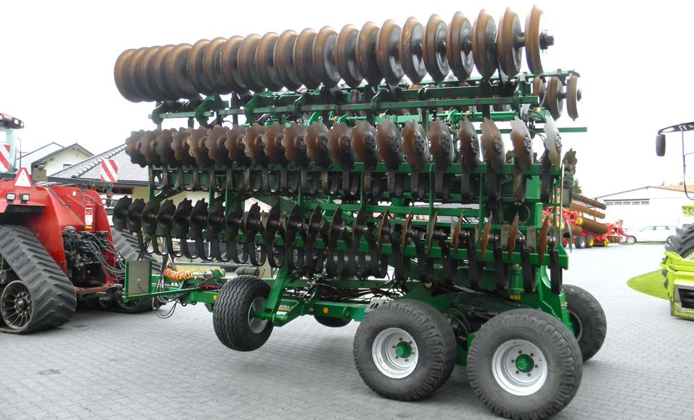 Great Plains Simba X-Prees 10 Stan Bardzo Dobry, 2014 Rok, Nie Malowana - Soil tillage equipment: picture 4 Great Plains Simba X-Prees 10 Stan Bardzo Dobry, 2014 Rok, Nie Malowana - Soil tillage equipment: picture 4