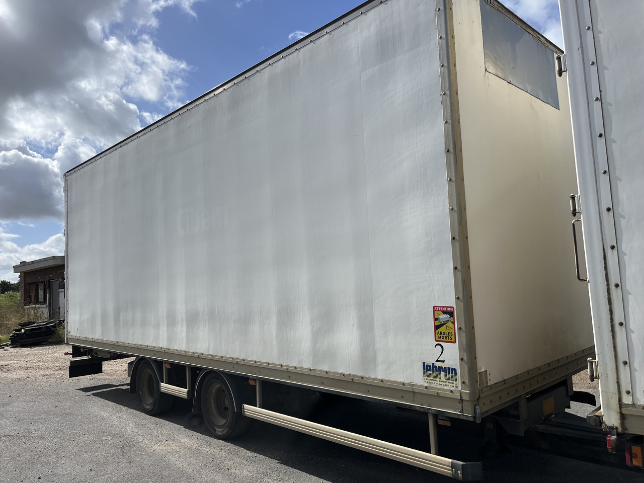 Box truck IVECO Eurocargo 120e28: picture 9