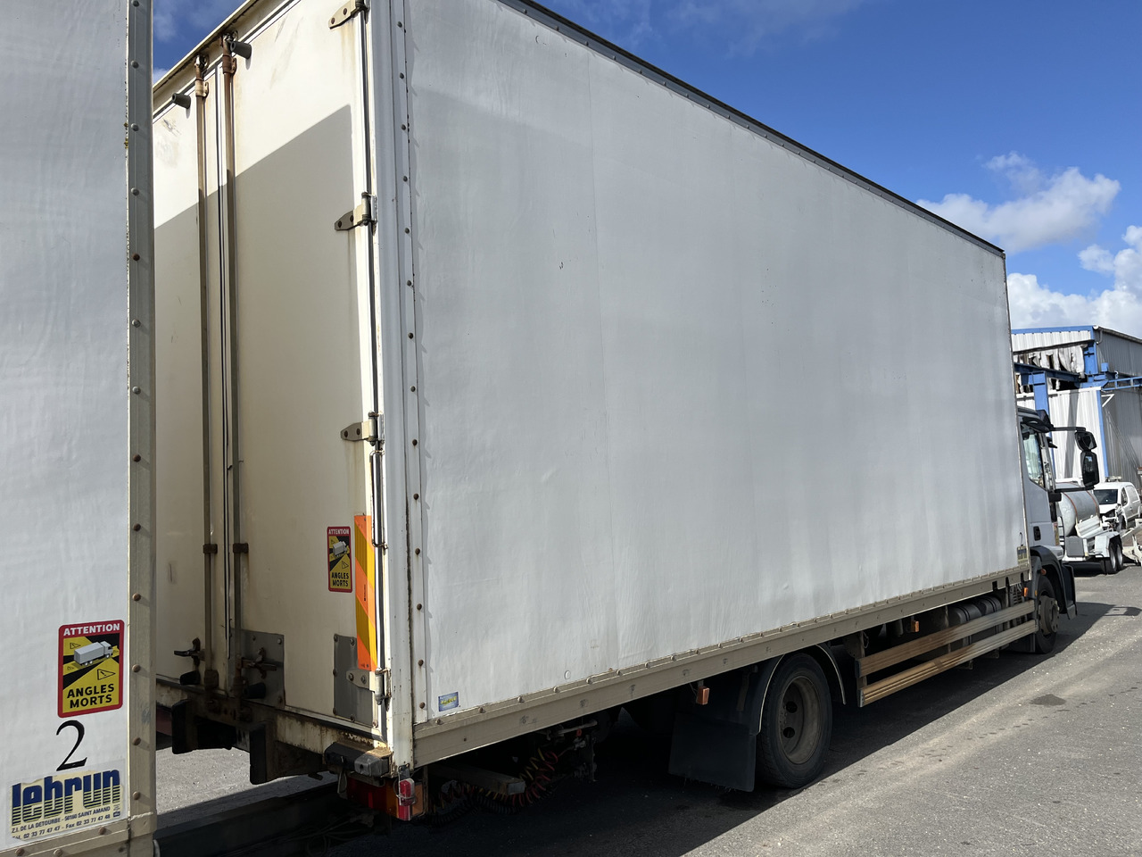Box truck IVECO Eurocargo 120e28: picture 10