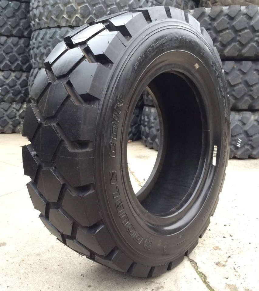 Double Coin 225/75R15 REM6 - NEW - Tire: picture 1 Double Coin 225/75R15 REM6 - NEW - Tire: picture 1