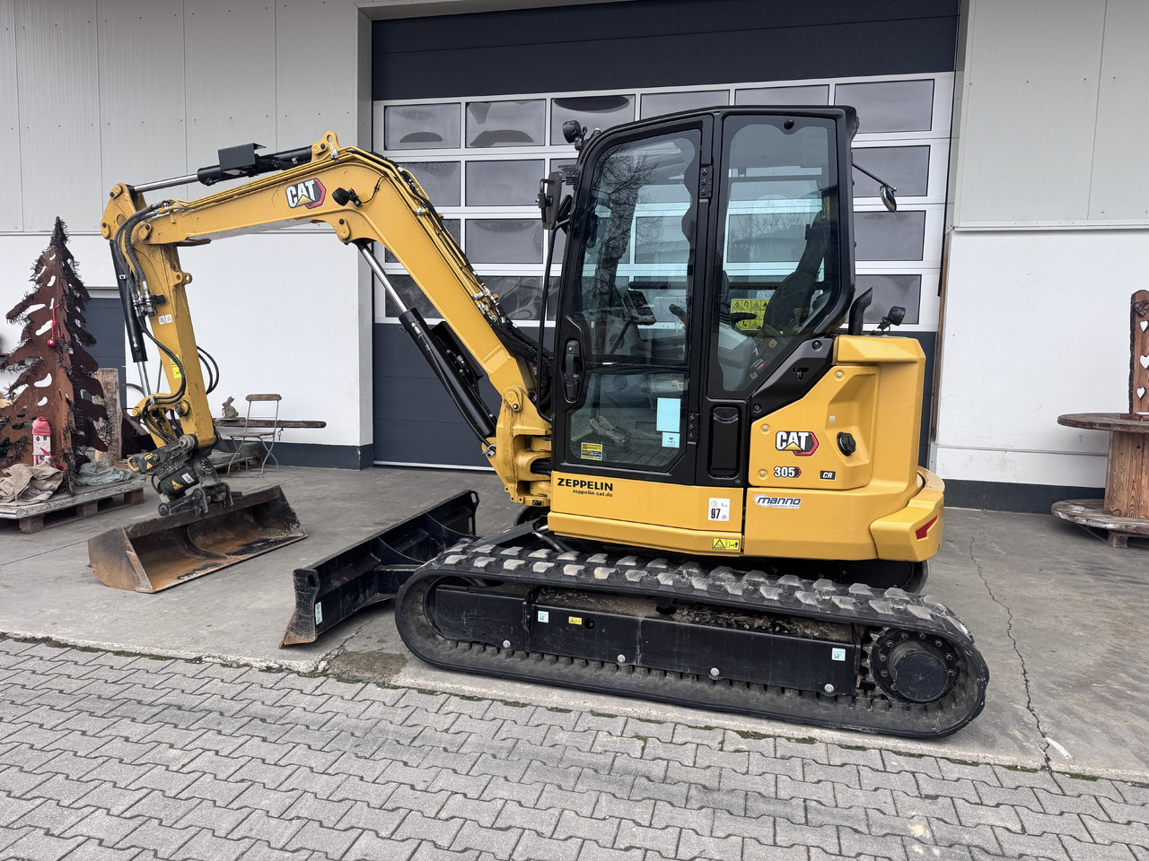 CATERPILLAR 305 CR - Mini excavator: picture 2 CATERPILLAR 305 CR - Mini excavator: picture 2