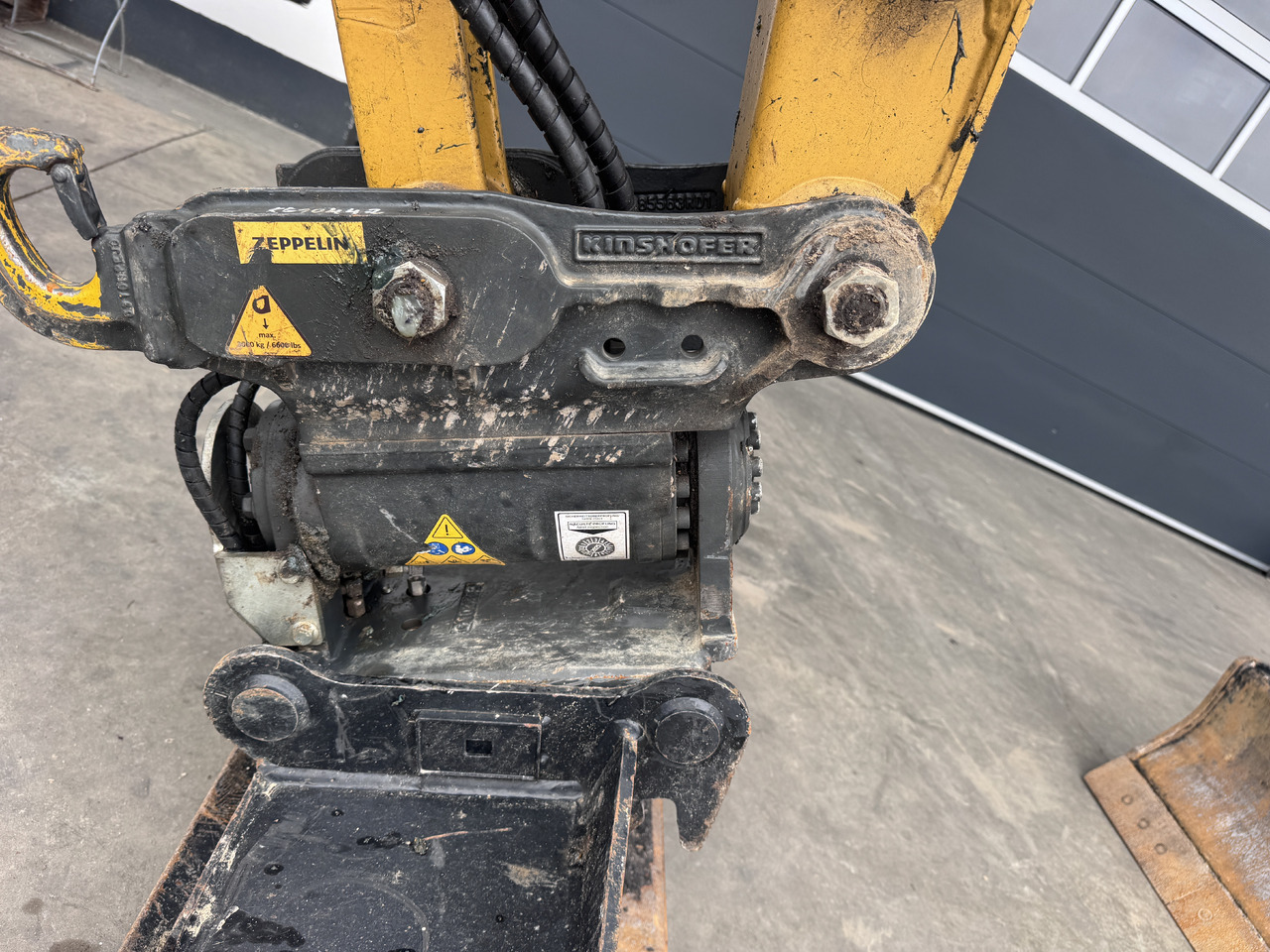 CATERPILLAR 305 CR - Mini excavator: picture 5 CATERPILLAR 305 CR - Mini excavator: picture 5