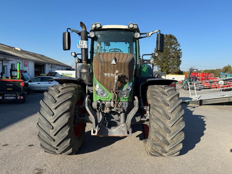 FENDT 826 VARIO - Farm tractor: picture 2 FENDT 826 VARIO - Farm tractor: picture 2