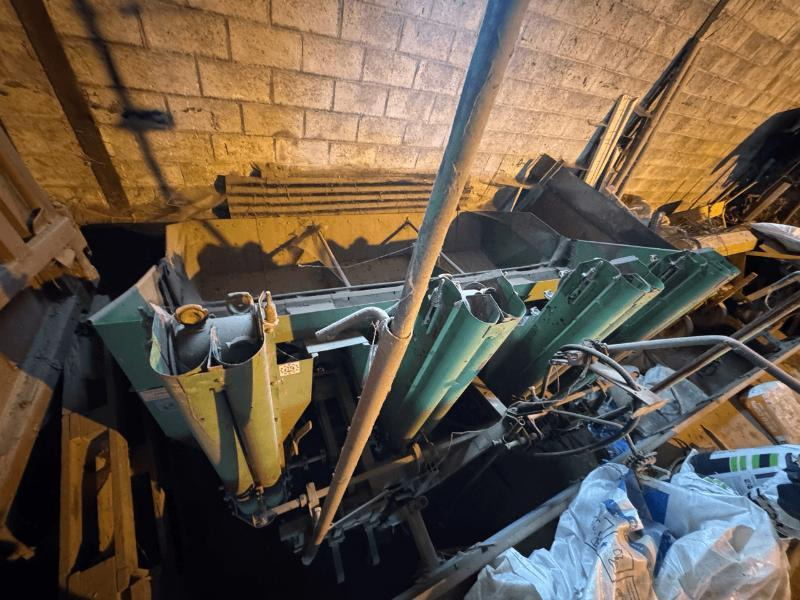 HASSIA 4 RANGS - Potato planter: picture 2 HASSIA 4 RANGS - Potato planter: picture 2