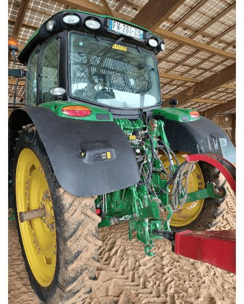 JOHN DEERE 6155R - Farm tractor: picture 4 JOHN DEERE 6155R - Farm tractor: picture 4