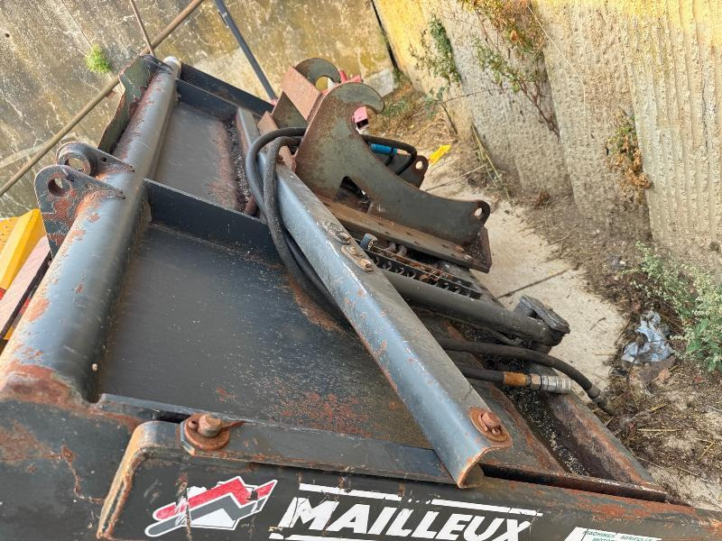 MAILLEUX 2,4M - Forage mixer wagon: picture 5 MAILLEUX 2,4M - Forage mixer wagon: picture 5