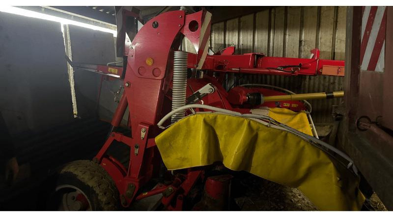 POTTINGER NOVACAT 320 - Mower: picture 3 POTTINGER NOVACAT 320 - Mower: picture 3