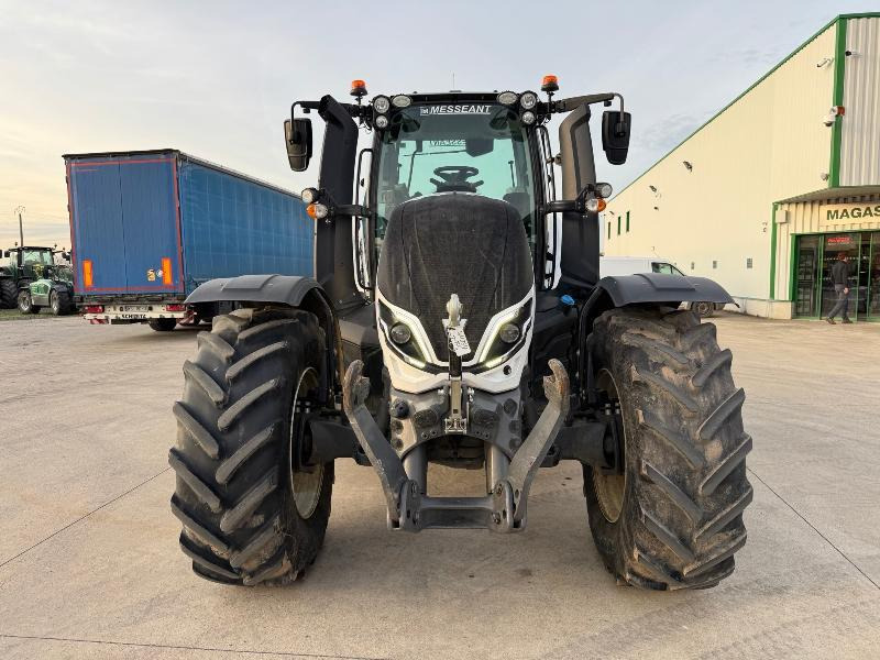 VALTRA T175 - Farm tractor: picture 2 VALTRA T175 - Farm tractor: picture 2
