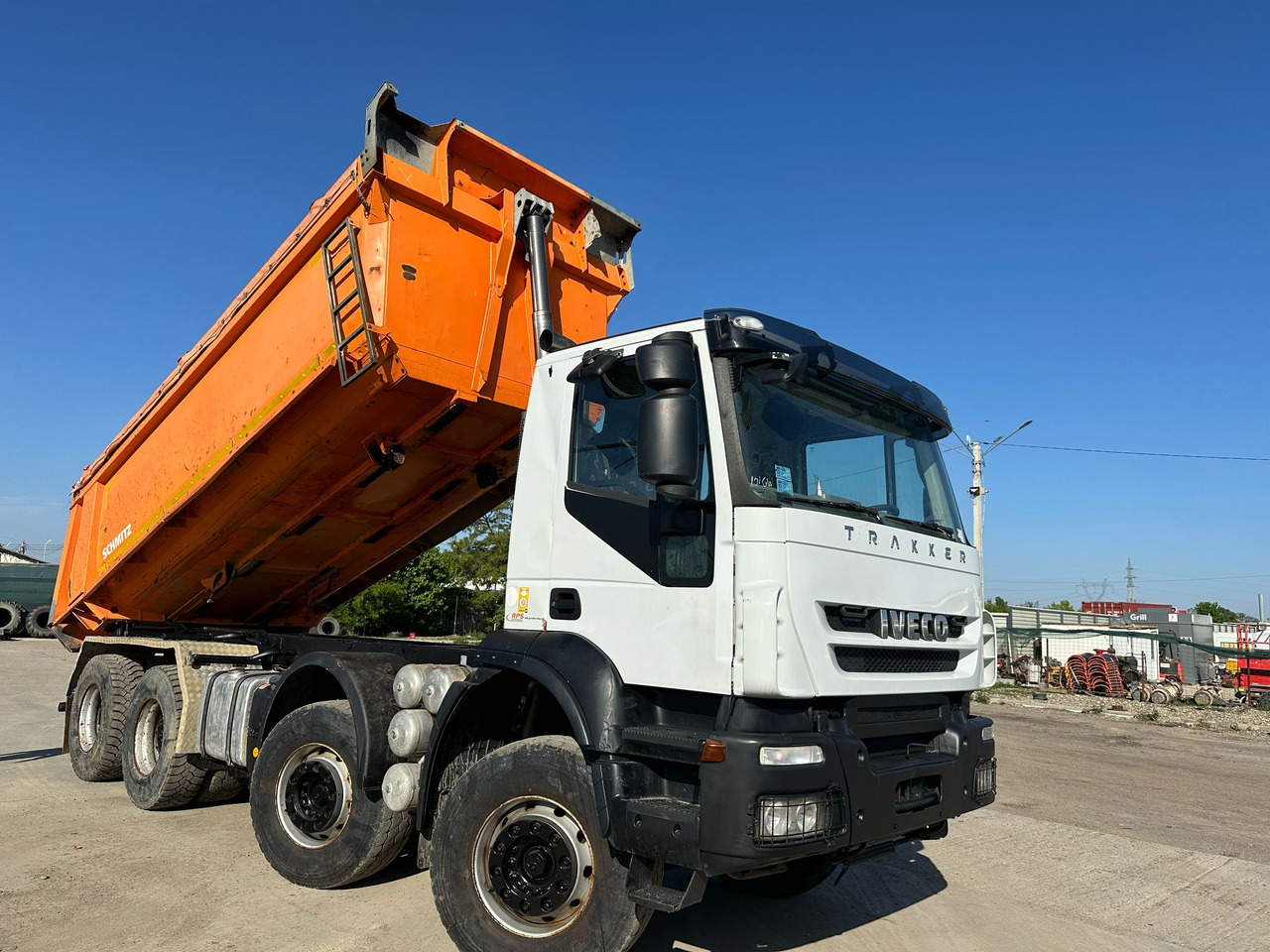 Iveco Trakker Tipper - Tipper: picture 1 Iveco Trakker Tipper - Tipper: picture 1