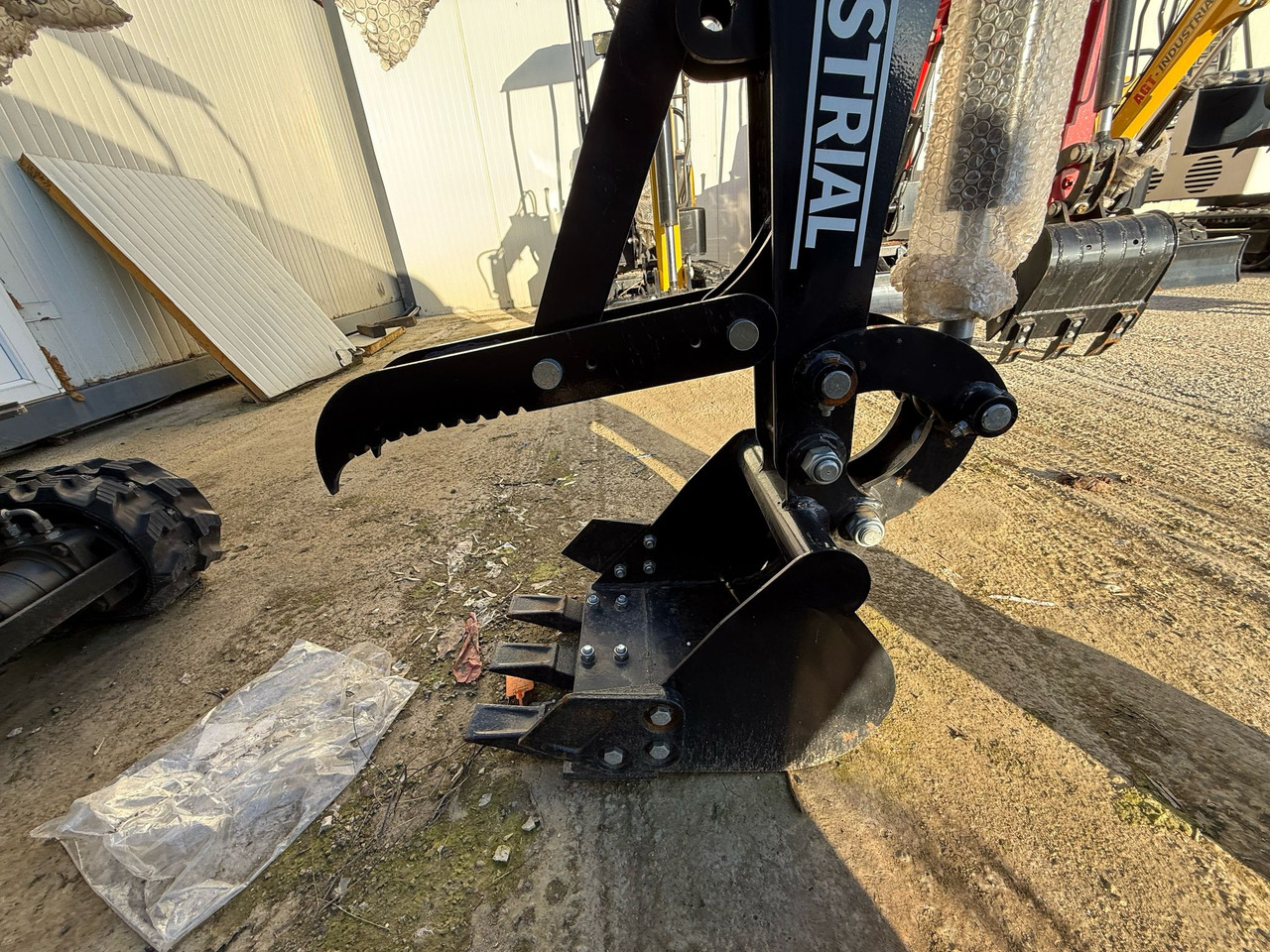 MINIEXCAVATOR JPC H10 leasing MINIEXCAVATOR JPC H10: picture 6 MINIEXCAVATOR JPC H10 leasing MINIEXCAVATOR JPC H10: picture 6