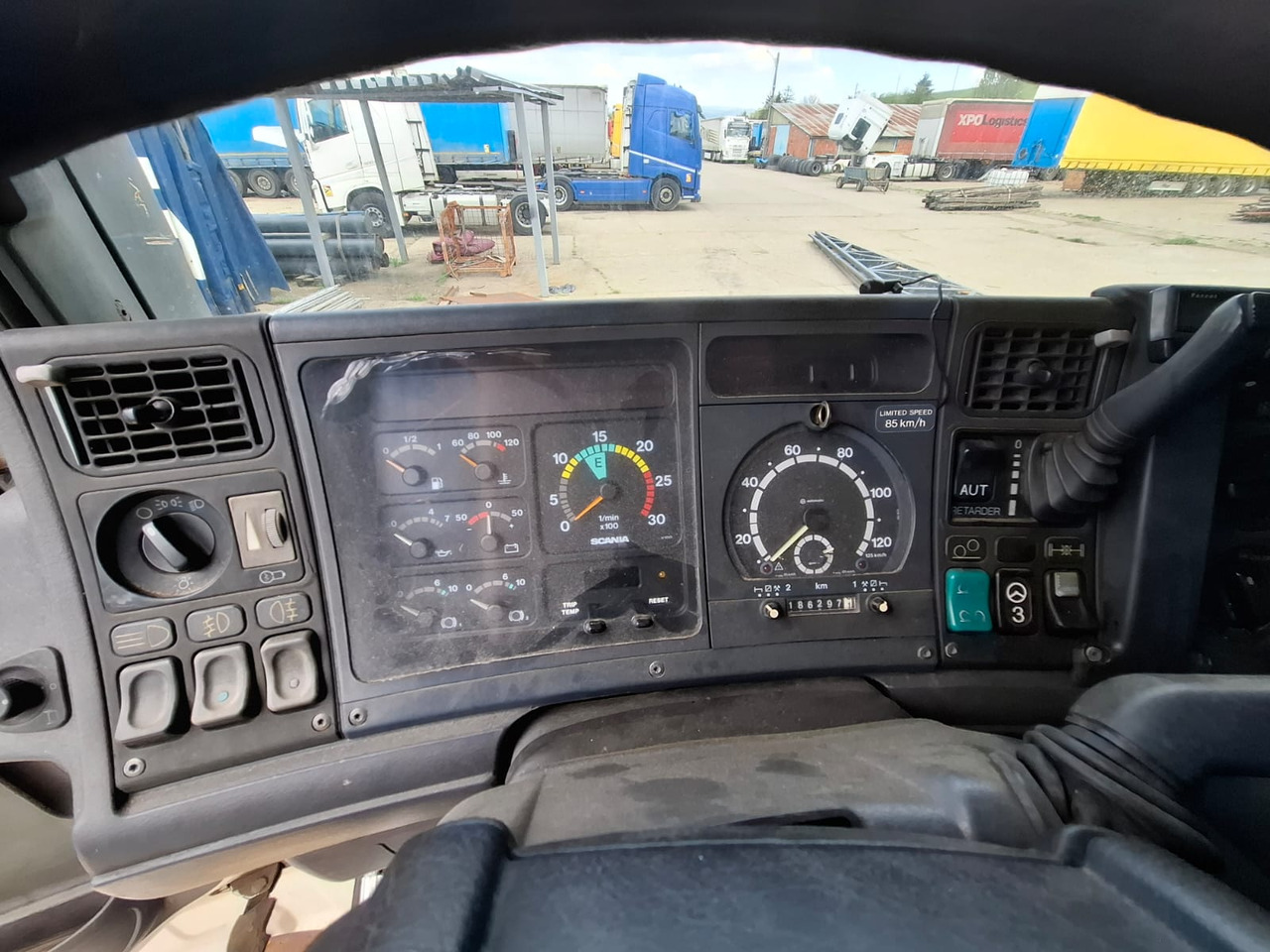 Scania B 6X2 - Tractor unit: picture 2 Scania B 6X2 - Tractor unit: picture 2