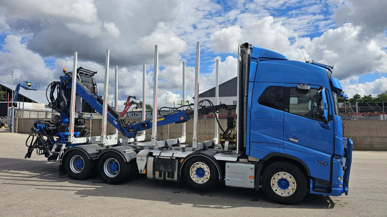 Volvo FH 750 Timber Truck - Timber truck, Crane truck: picture 3 Volvo FH 750 Timber Truck - Timber truck, Crane truck: picture 3