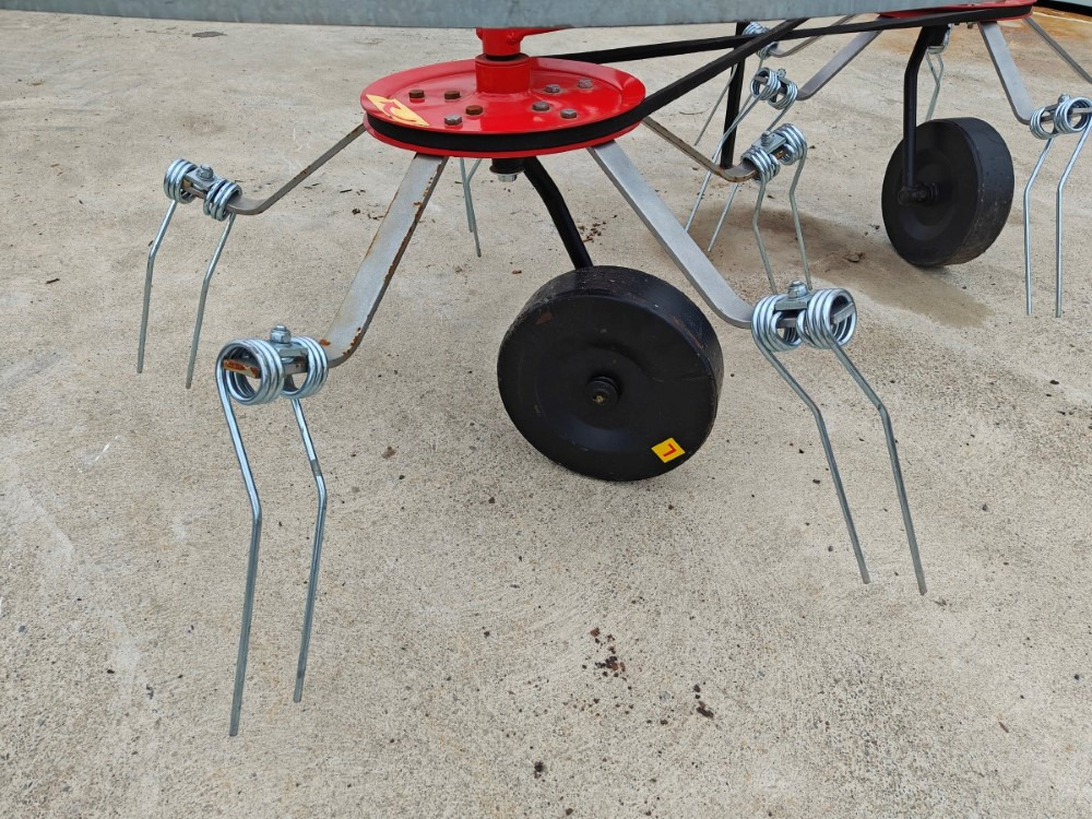 JAR-MET Z525 pöyhin, katso video! - Tedder/ Rake: picture 5 JAR-MET Z525 pöyhin, katso video! - Tedder/ Rake: picture 5