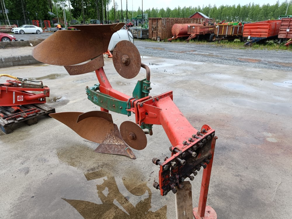KVERNELAND E8 paluuauran lisäsiipi / 16 tuumaa täydellinen - Plow: picture 2 KVERNELAND E8 paluuauran lisäsiipi / 16 tuumaa täydellinen - Plow: picture 2