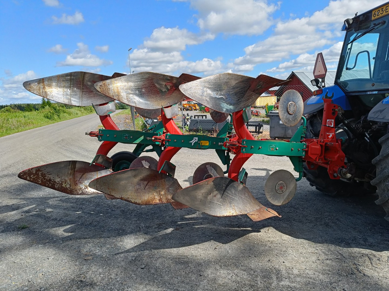 KVERNELAND EM85-160-8 - 3-siipinen - Plow: picture 1 KVERNELAND EM85-160-8 - 3-siipinen - Plow: picture 1