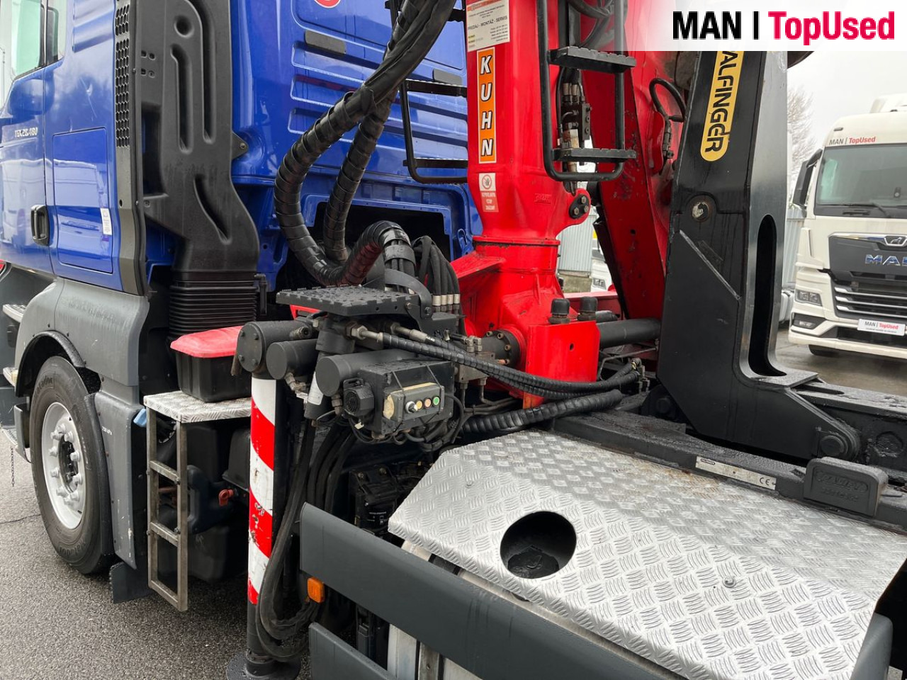 MAN TGX 28.480 6X2-2 BL Euro6 Intarder Klima AHK ZV - Crane truck, Hook lift truck: picture 4 MAN TGX 28.480 6X2-2 BL Euro6 Intarder Klima AHK ZV - Crane truck, Hook lift truck: picture 4