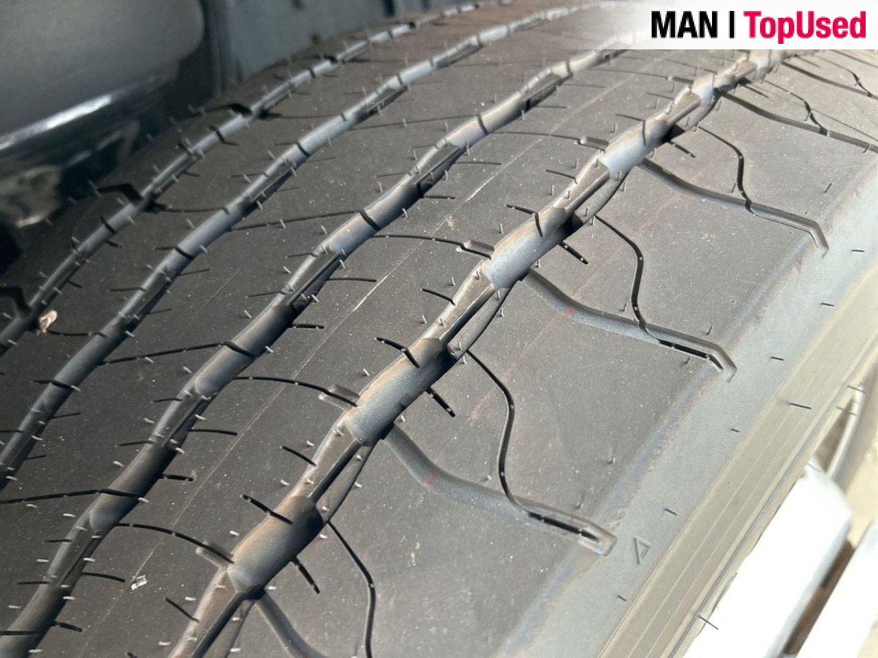 MAN TGX 18.470 4x2 LL SA Euro6 Retarder Klima ZV - Tractor unit: picture 3 MAN TGX 18.470 4x2 LL SA Euro6 Retarder Klima ZV - Tractor unit: picture 3